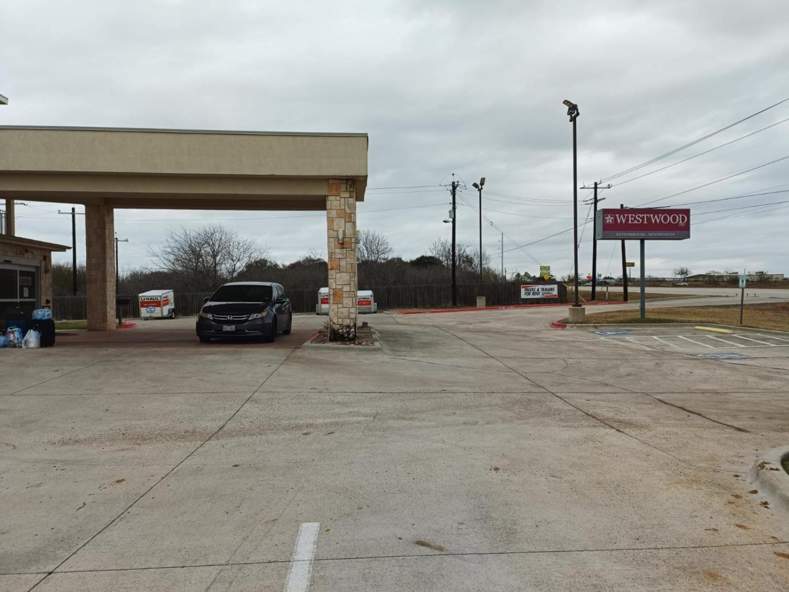Westwood Inn By Oyo Gonzales Tx Extérieur photo