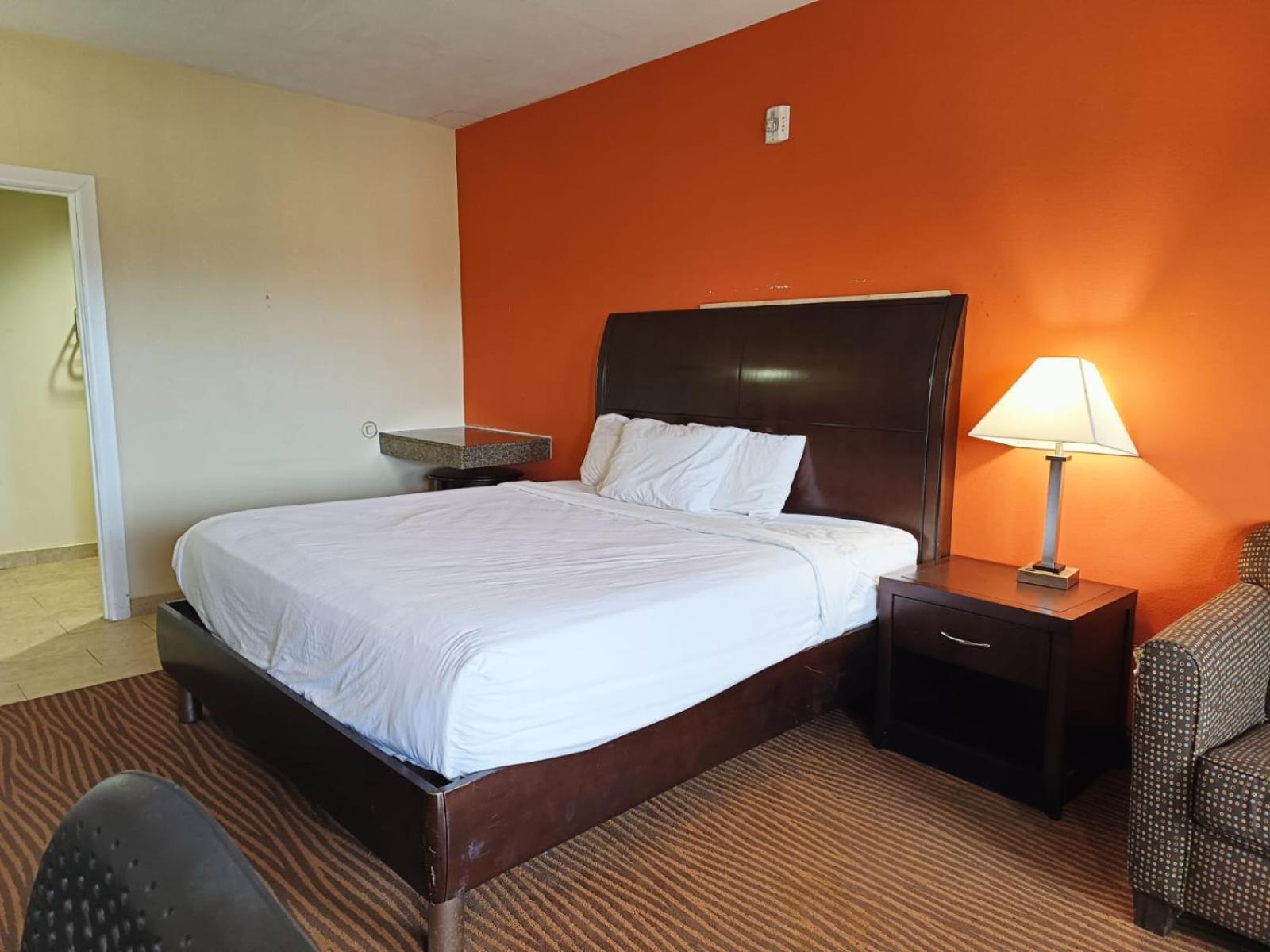 Westwood Inn By Oyo Gonzales Tx Extérieur photo