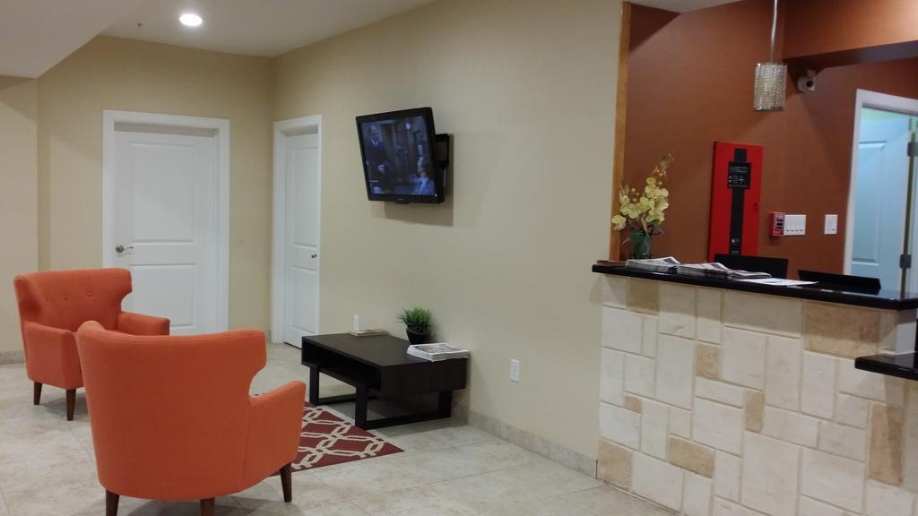 Westwood Inn By Oyo Gonzales Tx Extérieur photo