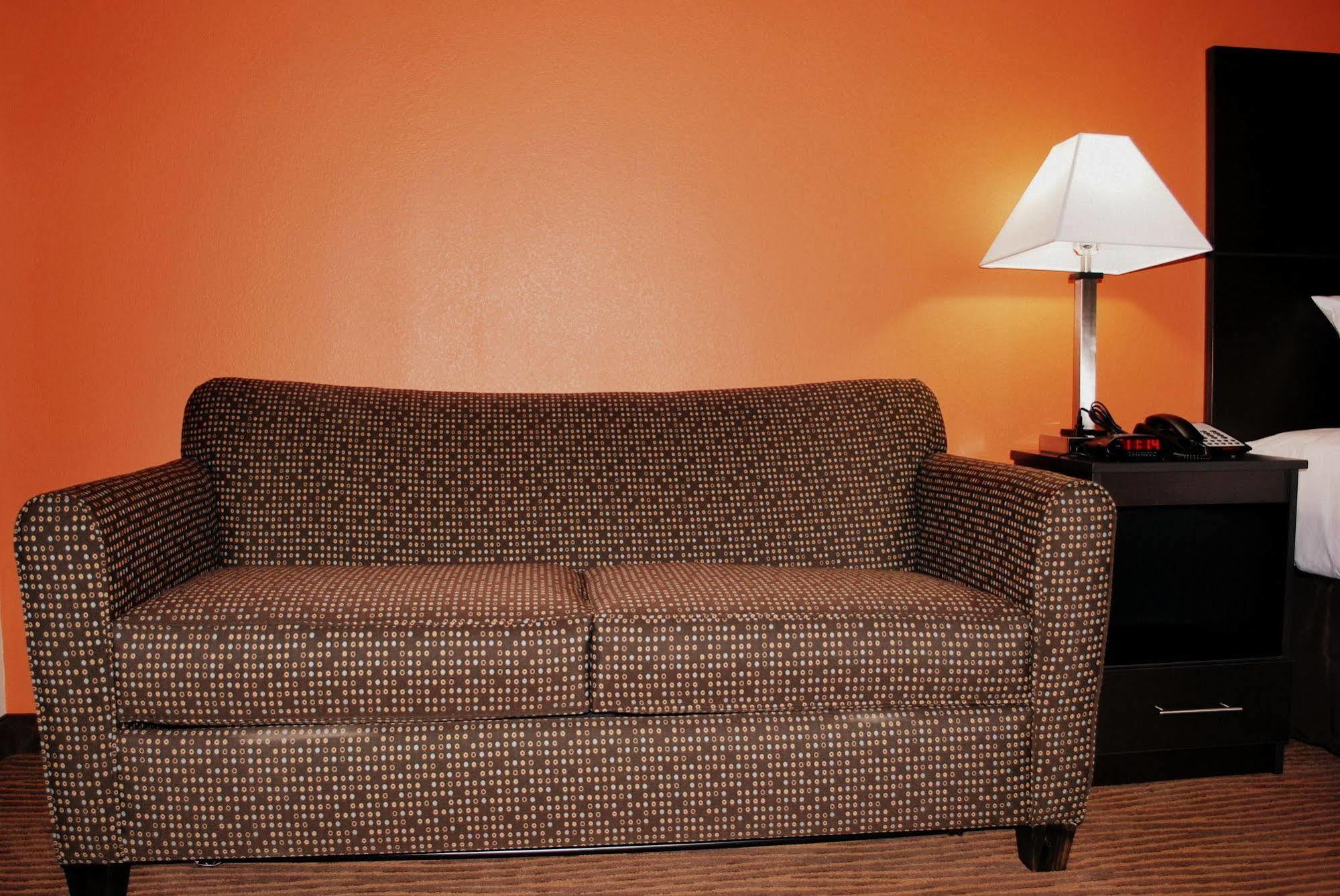 Westwood Inn By Oyo Gonzales Tx Extérieur photo
