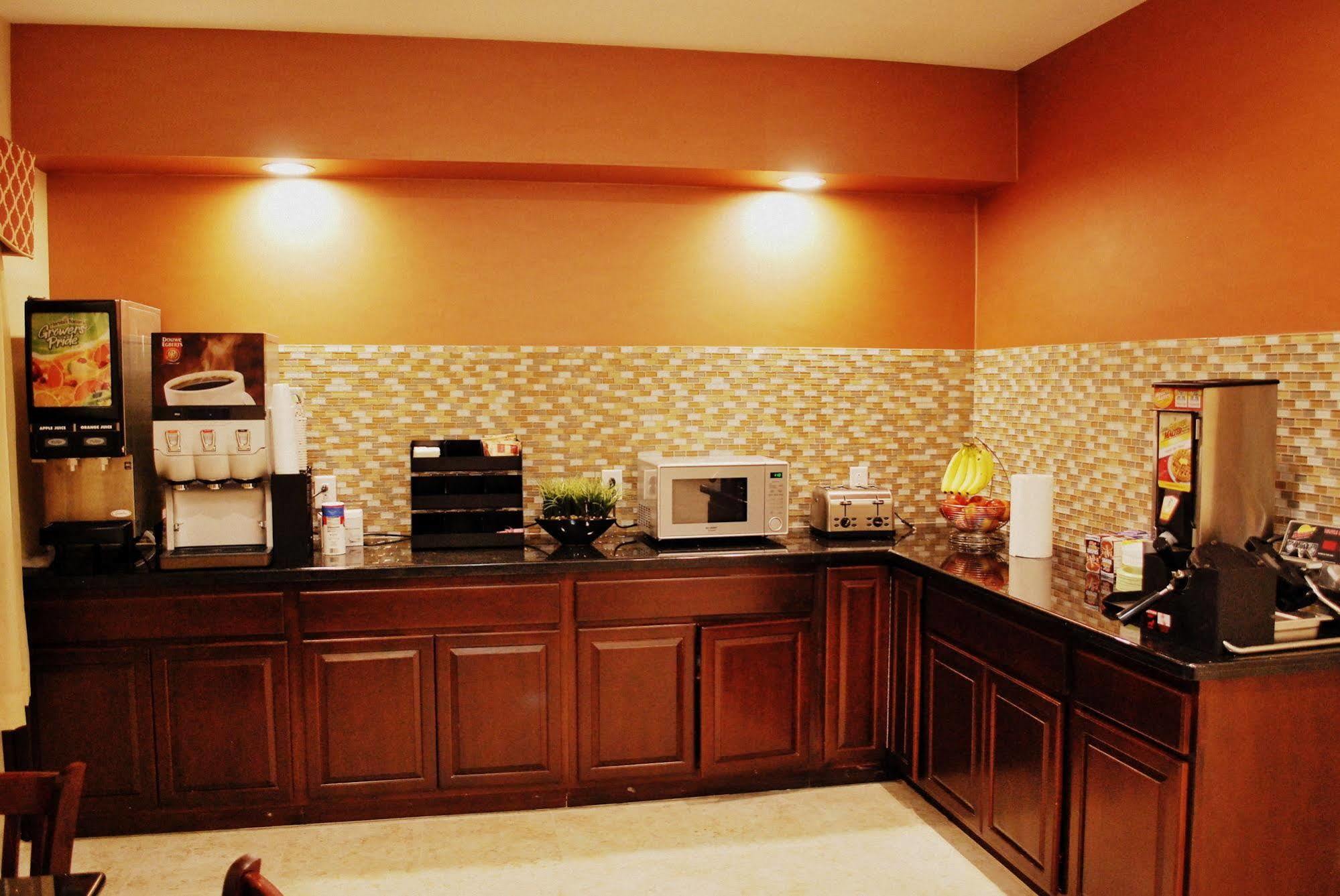 Westwood Inn By Oyo Gonzales Tx Extérieur photo